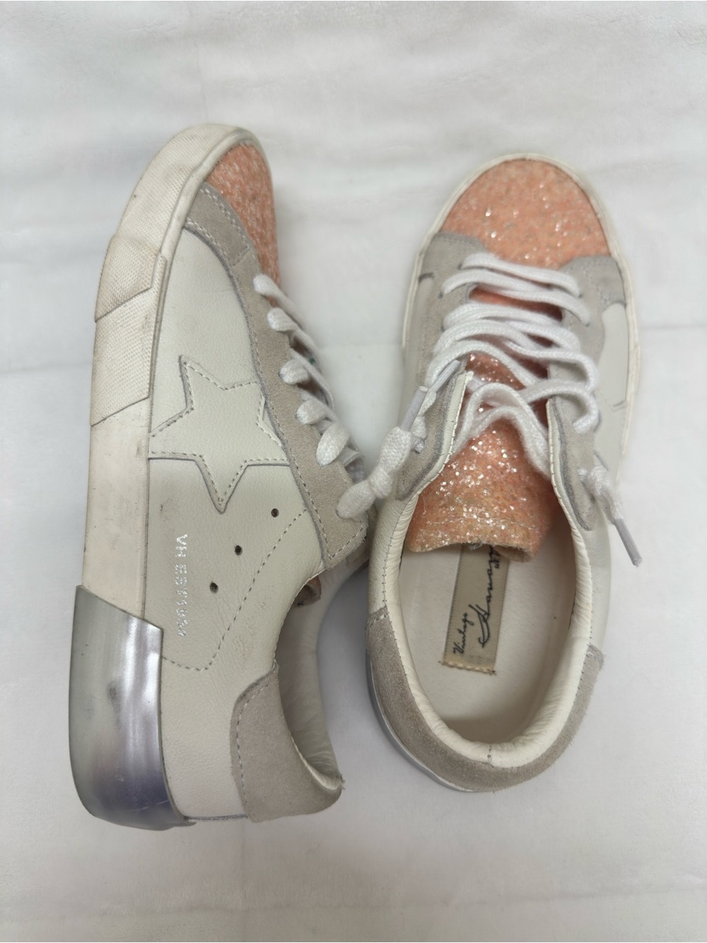 Vintage Havana Landree with light pink sparkle tongue and star design size 7.5